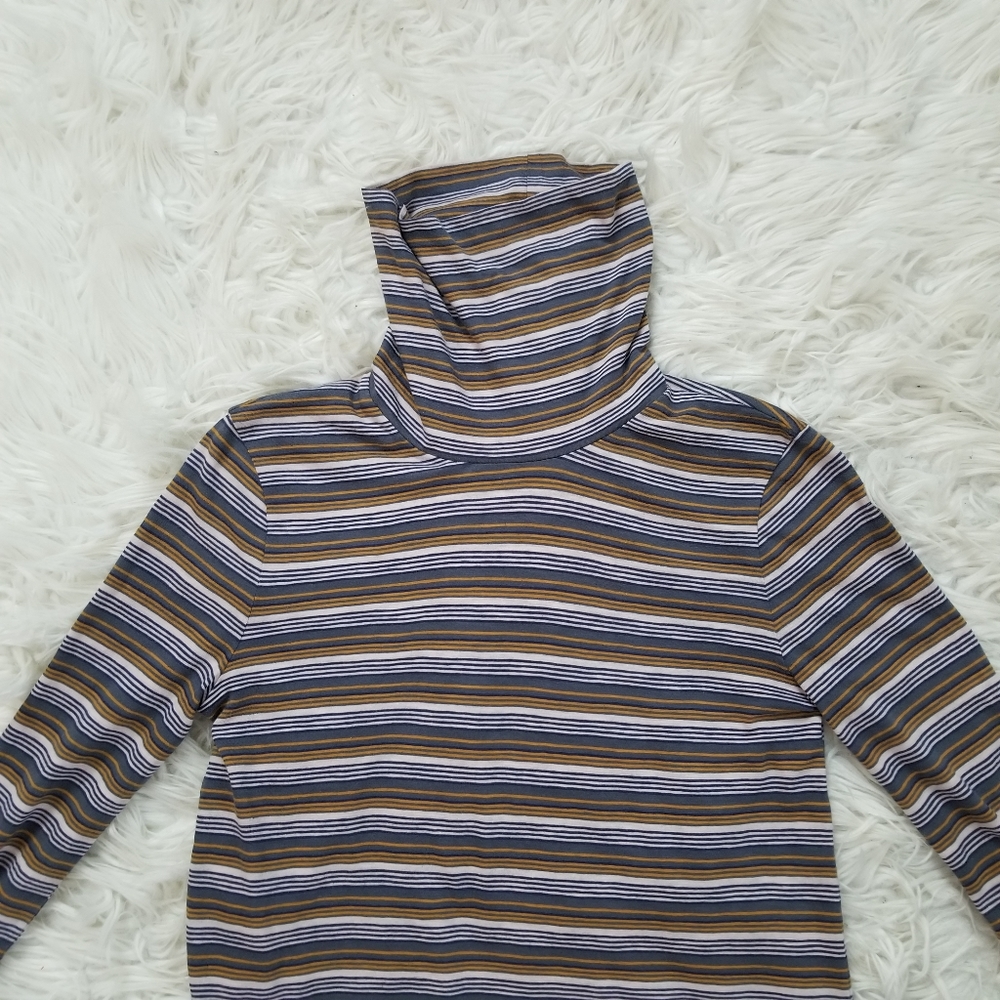 Madewell Whisper Cotton Turtleneck - Picture 5 of 8